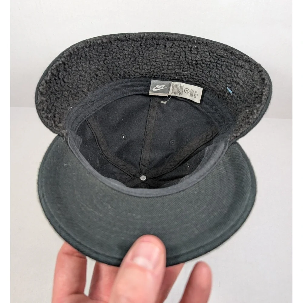 Vintage Nike Trapper Hat L/XL Black Fleece Lined Ear Flaps